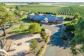 Nepeta Cataria Estate - Echuca Holiday Homes